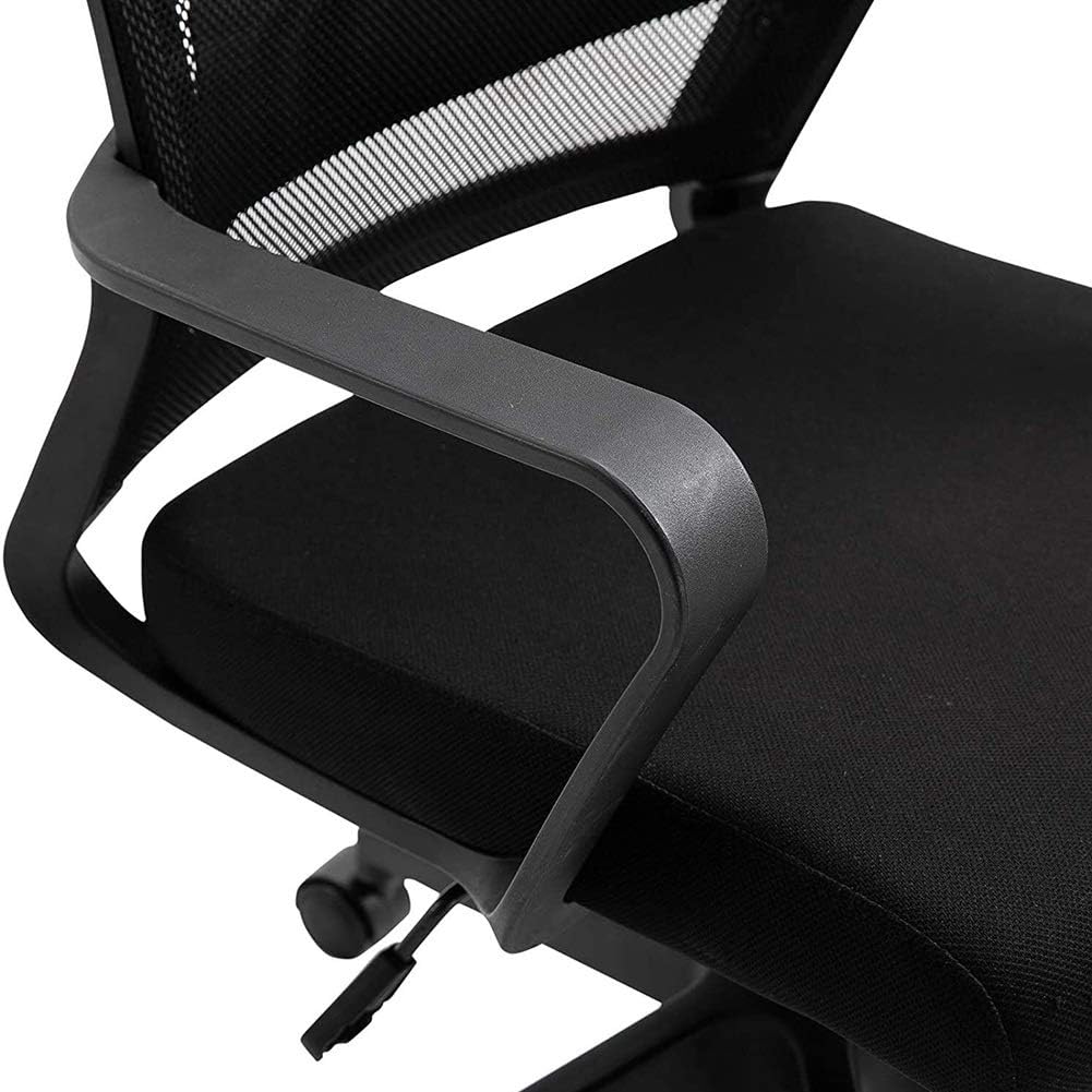Apoyabrazos de la silla ergonómica ErgoRest que ayudan a reducir la tensión en hombros y brazos.