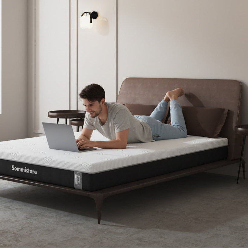 Colchón de espuma de alta densidad CoolMax PowerX Sommistore® diseñado para proporcionar una superficie firme y ayudar a mantener una postura adecuada durante el sueño.montevideo uruguay